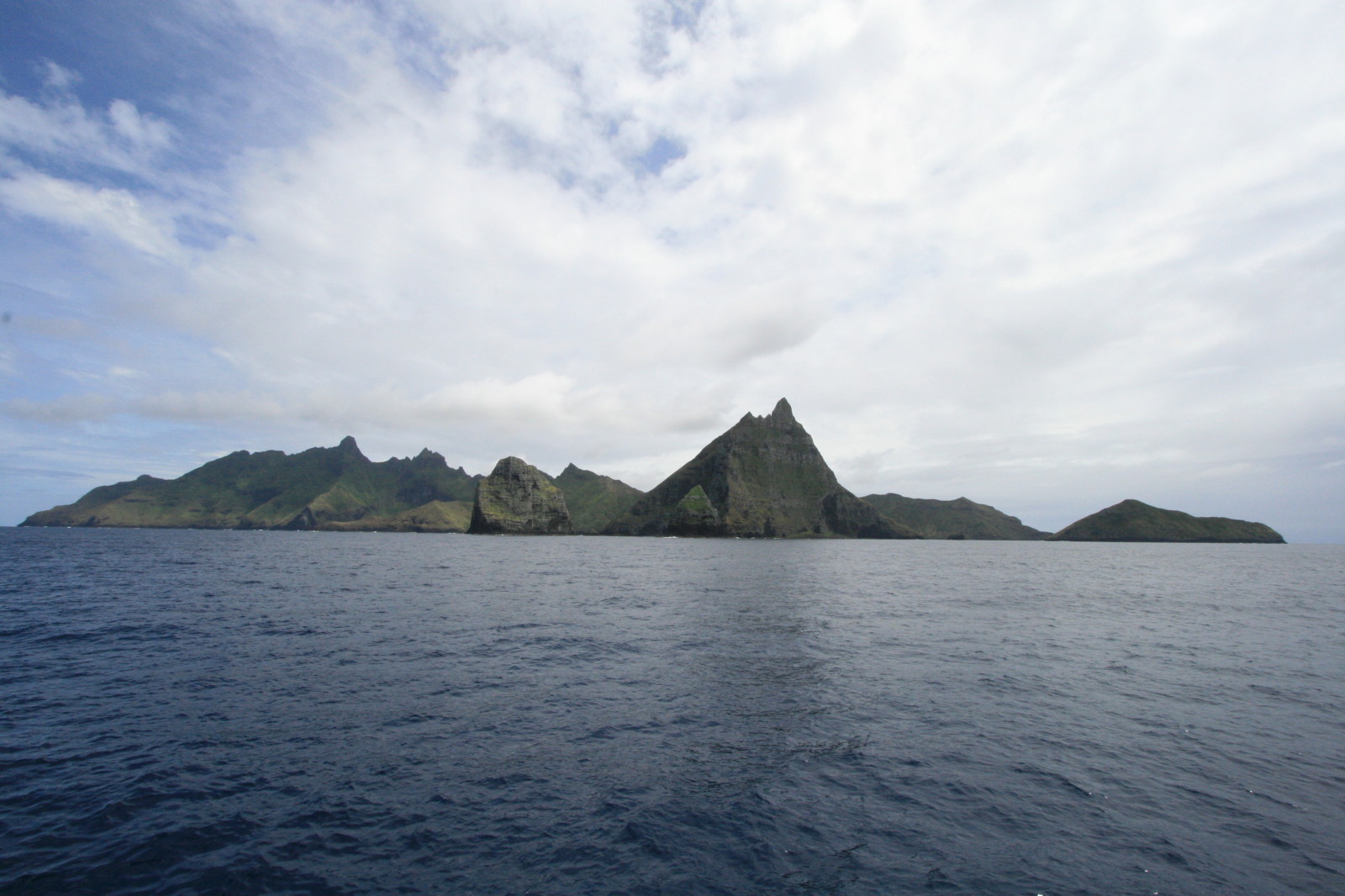 Le projet de la plus grande aire marine protégée présenté et défendu par l'association Rahui Nui no Tuha'a Pae ne verra très probablement jamais le jour ©DR
