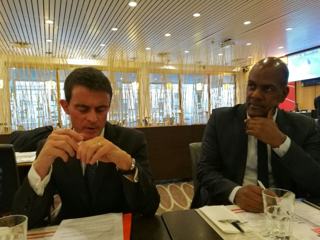 Manuel Valls lors de la présentation de son programme à Paris© Outremers 360