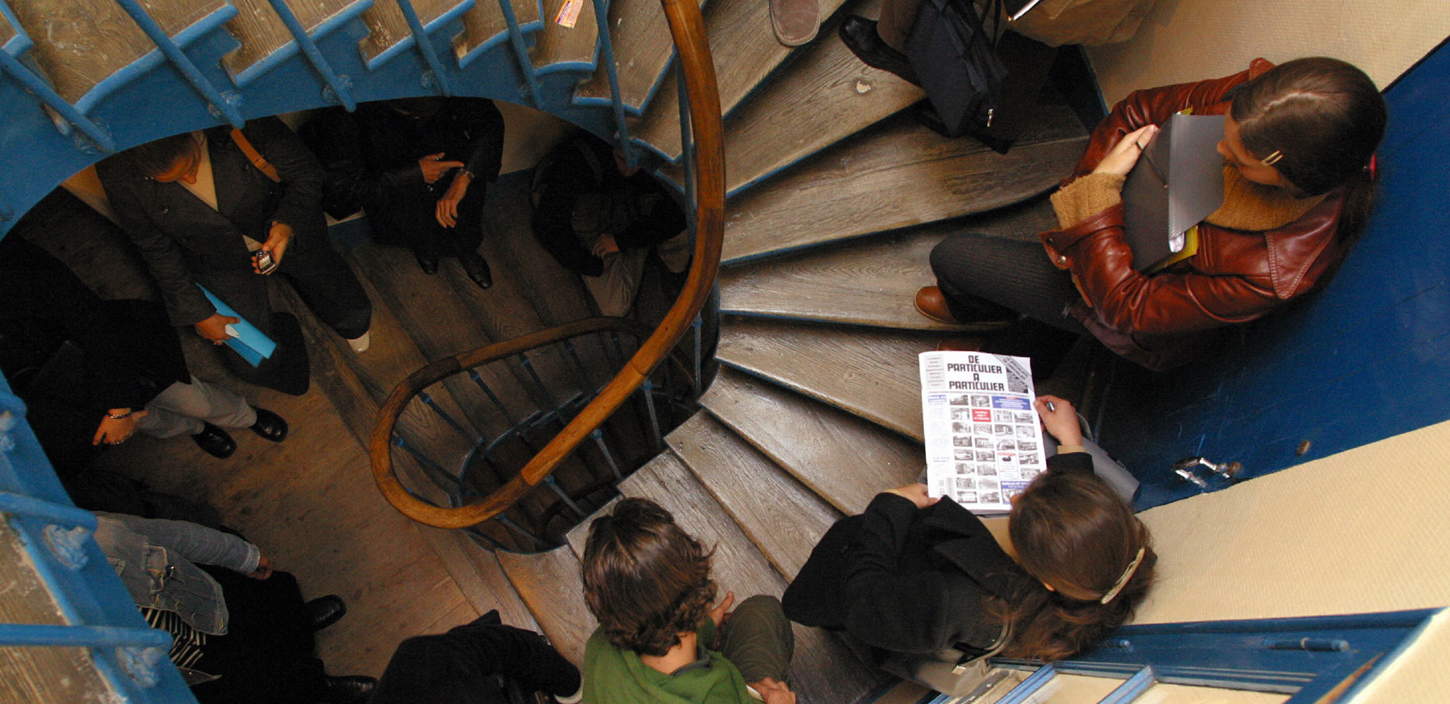 Les visites à la chaînes, les longues files d'attentes et les heures perdues pour voir son dossier refusé... Une habitude des étudiants à Paris ©DR