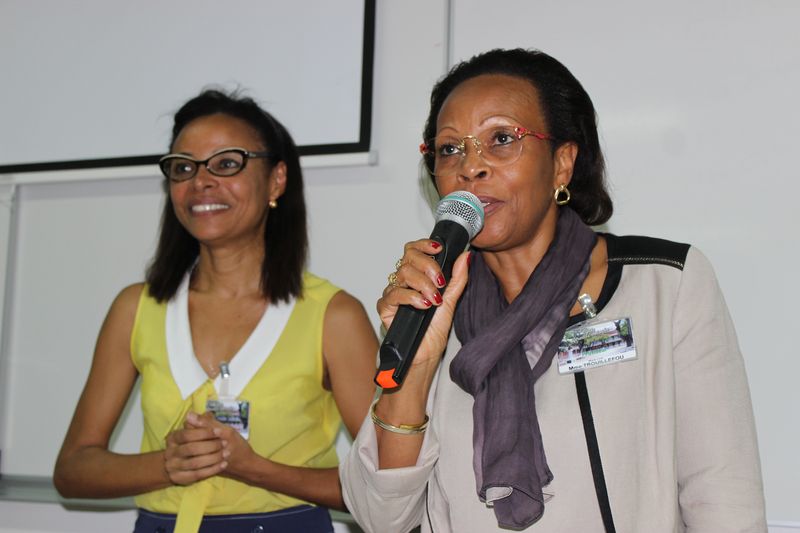 Cérémonie de remise des Certifications de langues étrangères, 57 certifications Cambridge et 21 certifications Cervantès au lycée Gerville Réache (2015) © Guadeloupe Sections Internationales