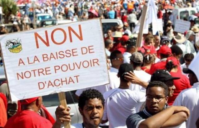 Manifestation contre la vie chère aux Antilles ©Richard Bouhet