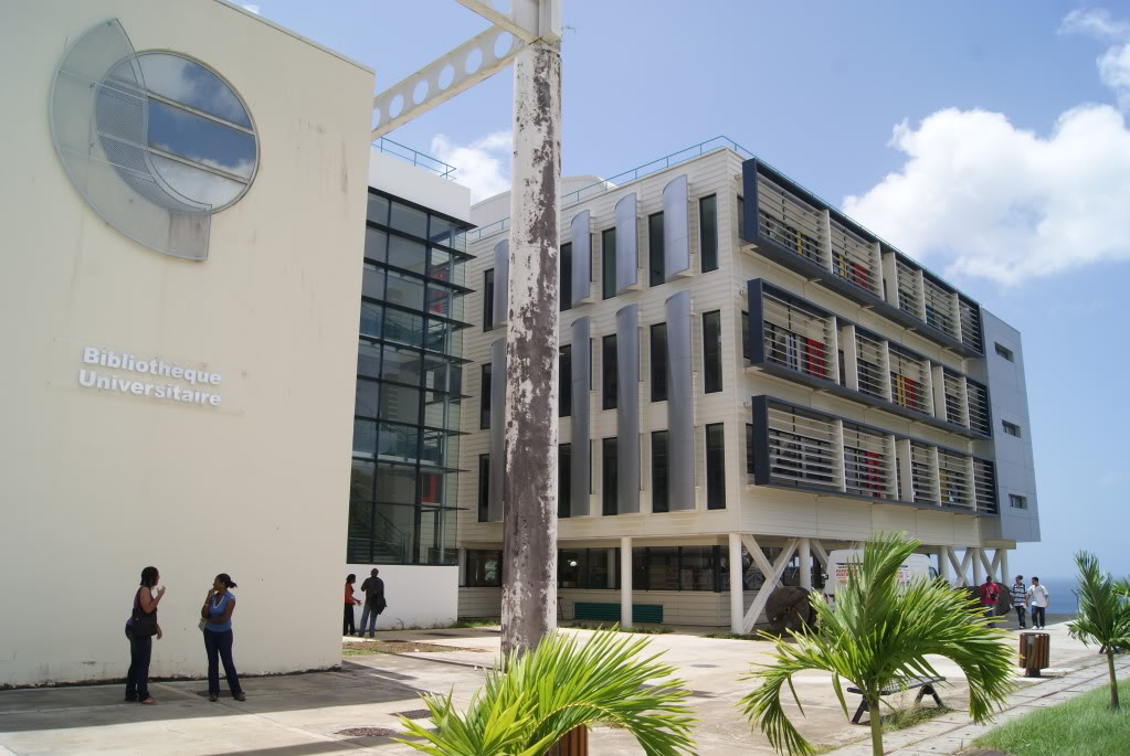 © Université des Antilles