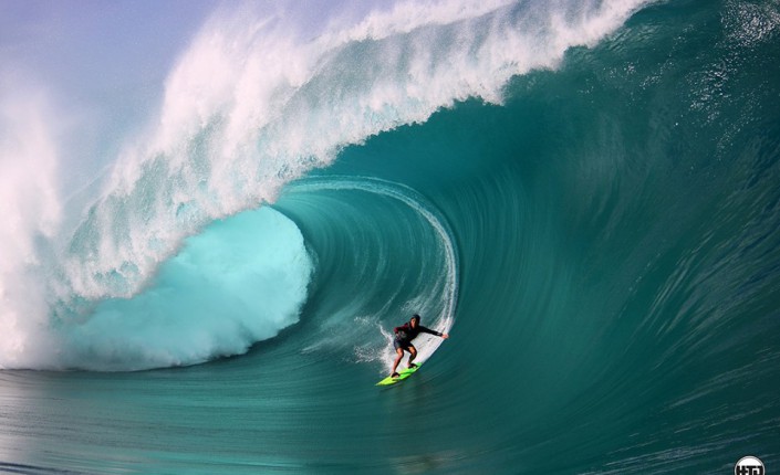 Surfer La Mega Vague Surf : Teahupo’o, la vague mythique de Tahiti, en forme olympique