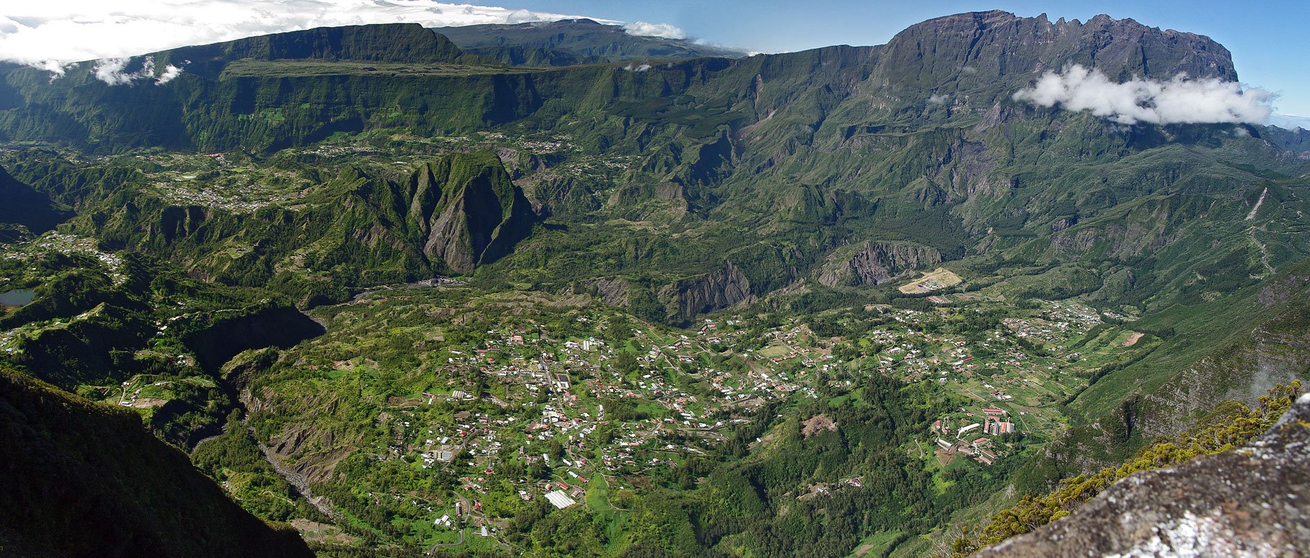 La Réunion : La volonté de la Région de déclasser le Parc national, pas du goût de tous !