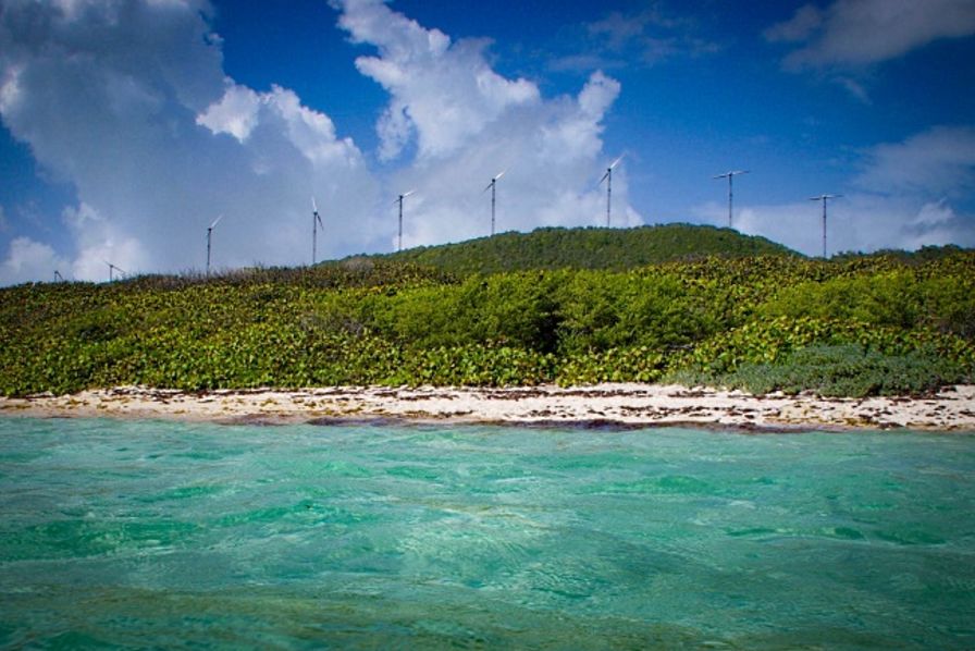 Marie-Galante: Inauguration de la première centrale éolienne avec stockage
