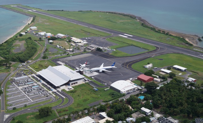Le Québécois SNC-Lavalin se sépare de ses aéroports de Saint-Martin et Mayotte