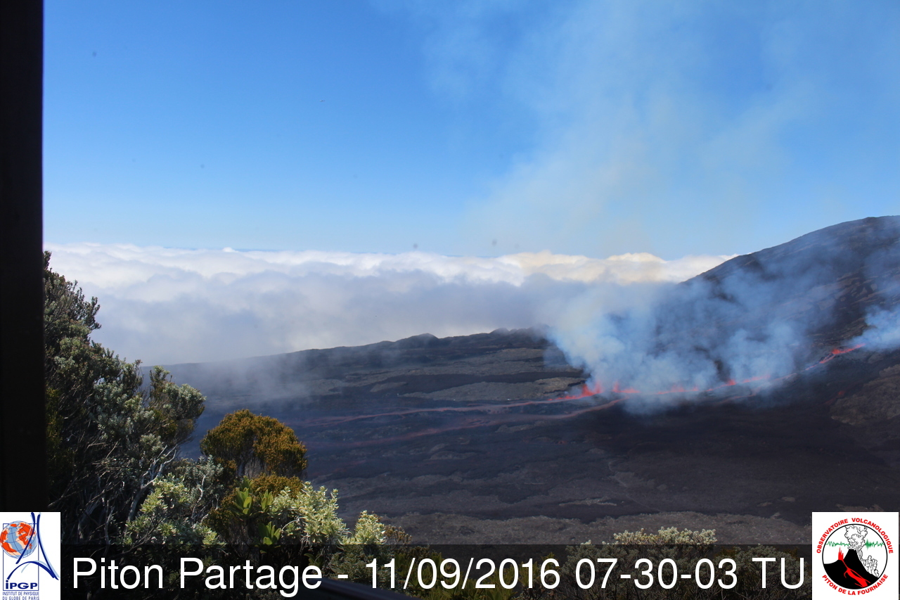 La Réunion: Le Volcan est en éruption