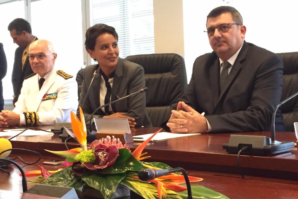 Najat Vallaud-Belkacem en Nouvelle-Calédonie: La ministre signe un accord pour soutenir le projet éducatif calédonien
