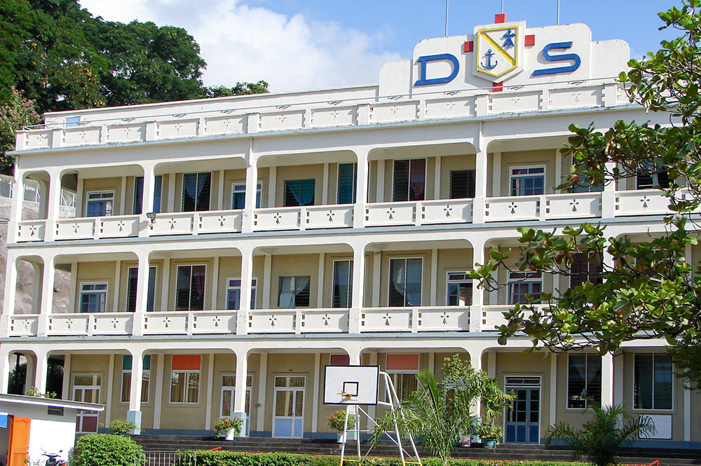 Education: Le Lycée La Mennais de Tahiti change de direction