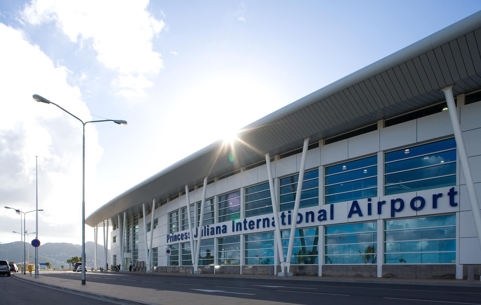 Sint-Maarten: L’Aéroport international Princess Juliana, élu Meilleur Aéroport de l’Année dans la Caraïbe