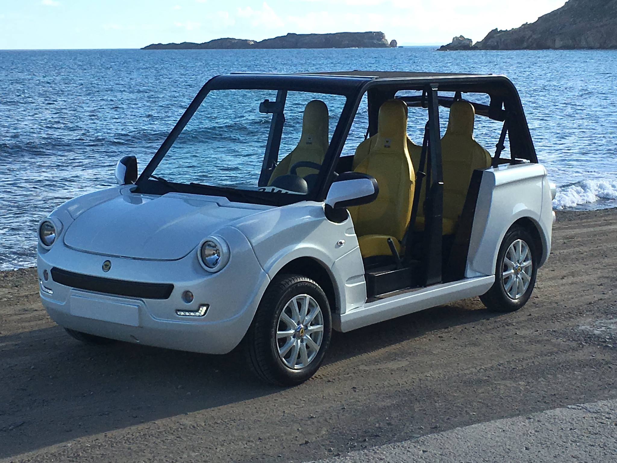 Innovation : Saint-Barthélémy ville-test pour le déploiement de la Bee-Bee XS, une voiture électrique au service du tourisme