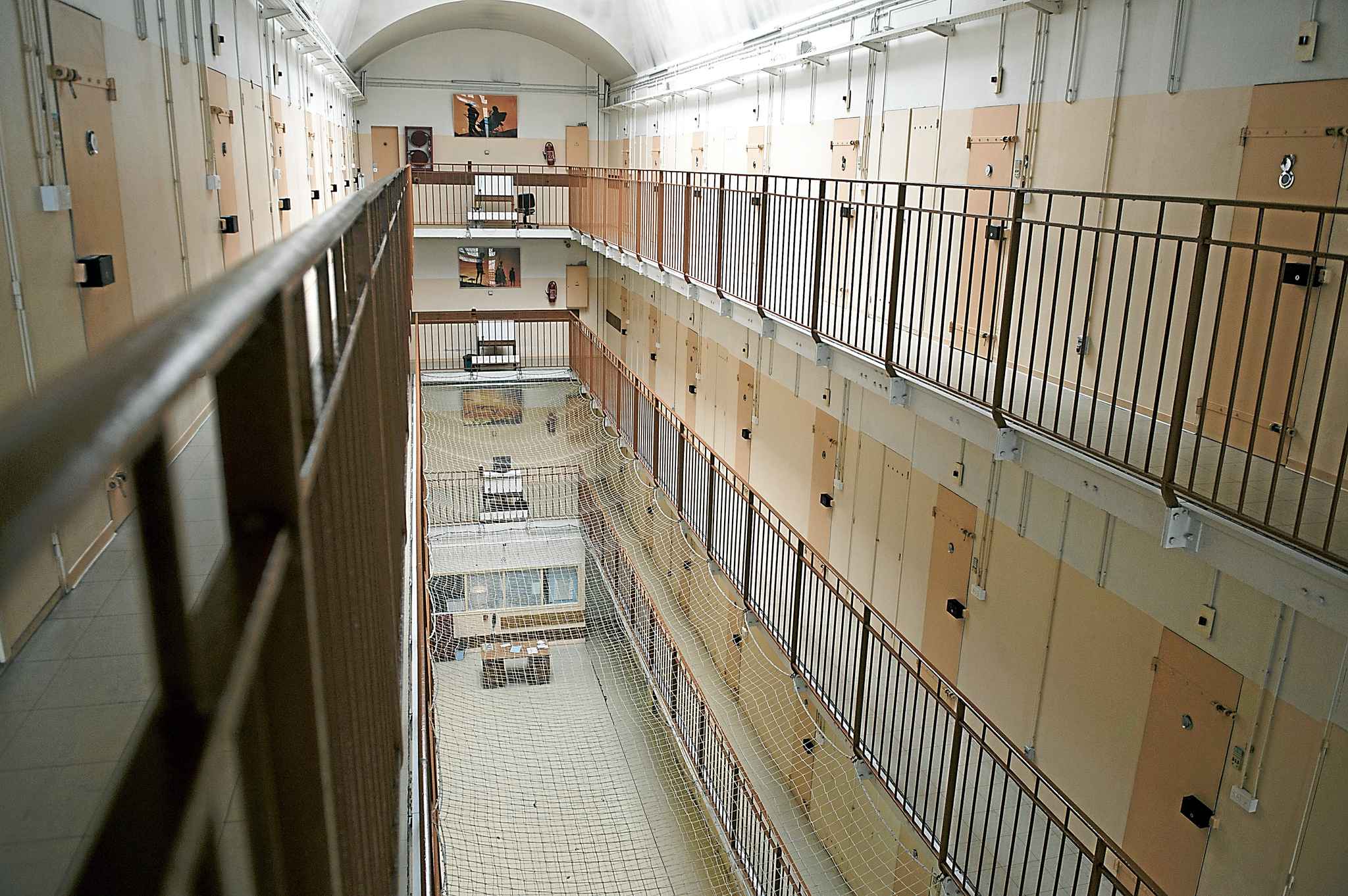 Usage interdit du créole en prison : Les surveillants réagissent et portent plainte