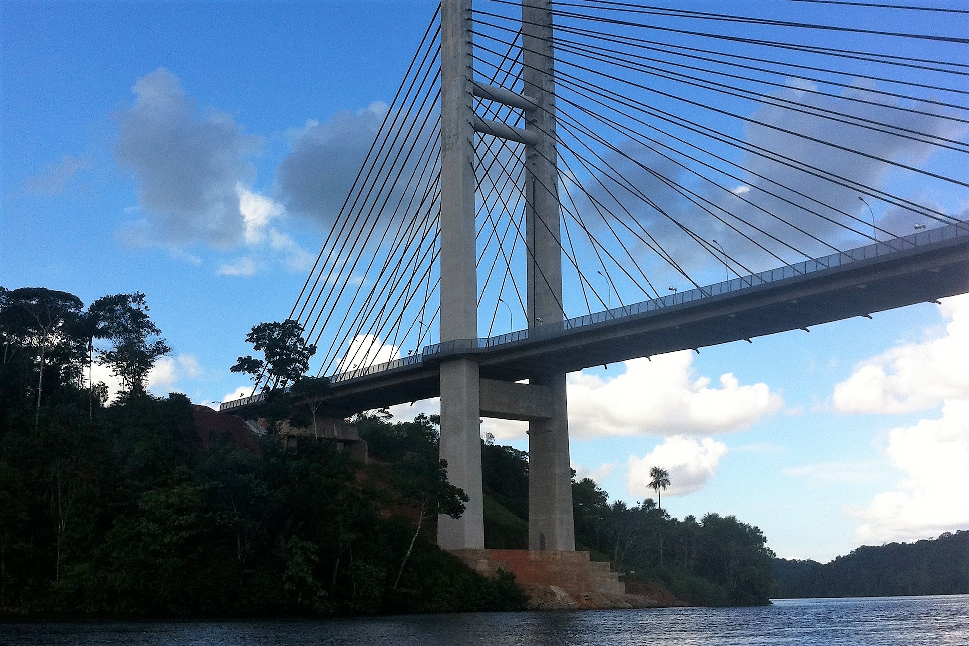 Pont de l&rsquo;Oyapock: Une ouverture partielle prévue fin janvier