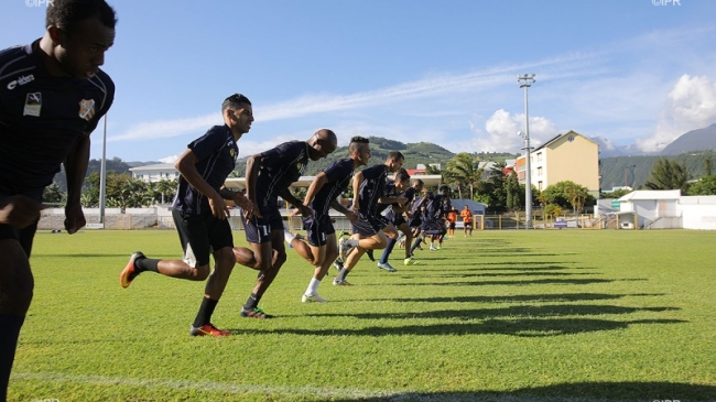 Coupe de France: Sous le regard de Dimitri Payet, les joueurs de l&rsquo;Excelsior de La Réunion prêts à affronter leurs adversaires lillois