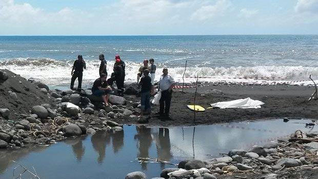 La Réunion: Un bodyboarder victime d&rsquo;une attaque mortelle de requin à la rivière du Mât