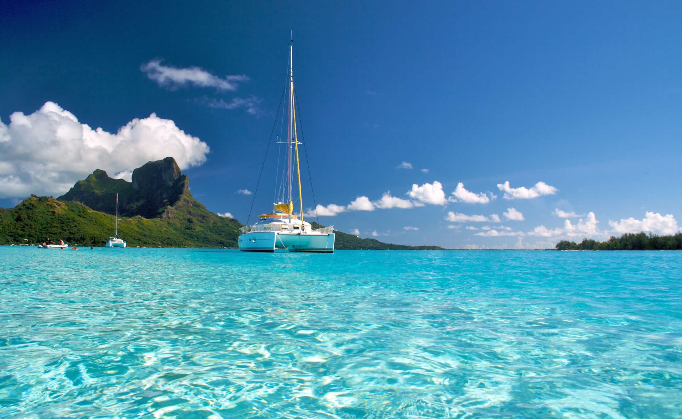 Tourisme en Outre-mer: Des catamarans électriques dans le lagon polynésien
