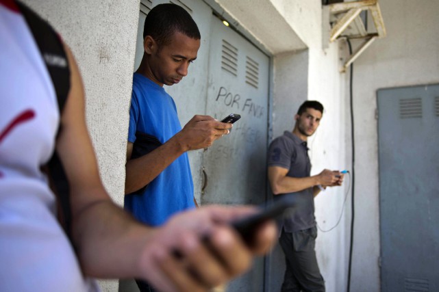 À Cuba, le Wifi &laquo;&nbsp;sous surveillance&nbsp;&raquo; entre à domicile