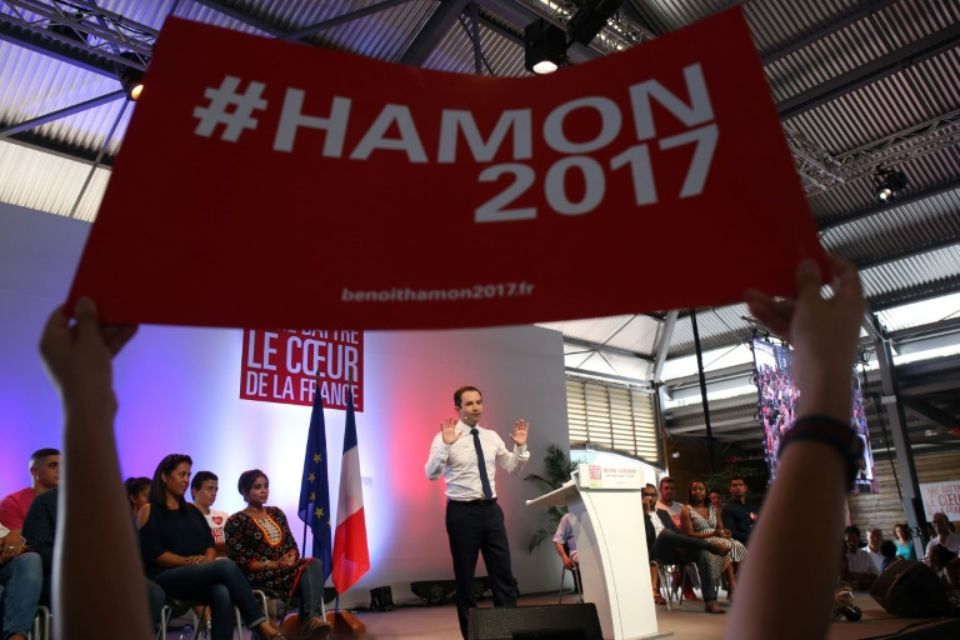 Présidentielle 2017: Benoît Hamon en visite éclair à La Réunion