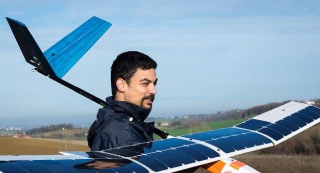 Innovation en Outre-mer : Le Réunionnais Laurent Rivière produit les premiers drones solaires au monde