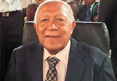 Sénatoriales 2017 : Le sénateur honoraire de Mayotte, Marcel Henry, apporte son soutien au candidat Thani Mohamed Soilhi