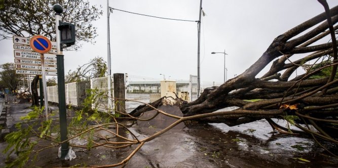 Ouragan Maria: Des dégâts estimés à moins de 100 millions d’euros en Guadeloupe