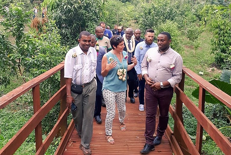 Mayotte: Annick Girardin et Nicolas Hulot annoncent la création d&rsquo;une réserve naturelle des forêts publiques