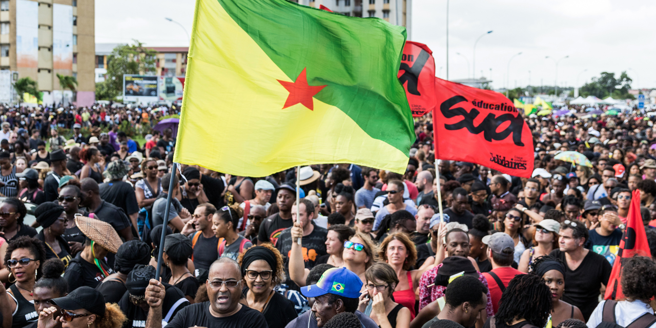 Macron en Guyane : Rassemblement à Cayenne pour réclamer le respect de l’Accord de Guyane