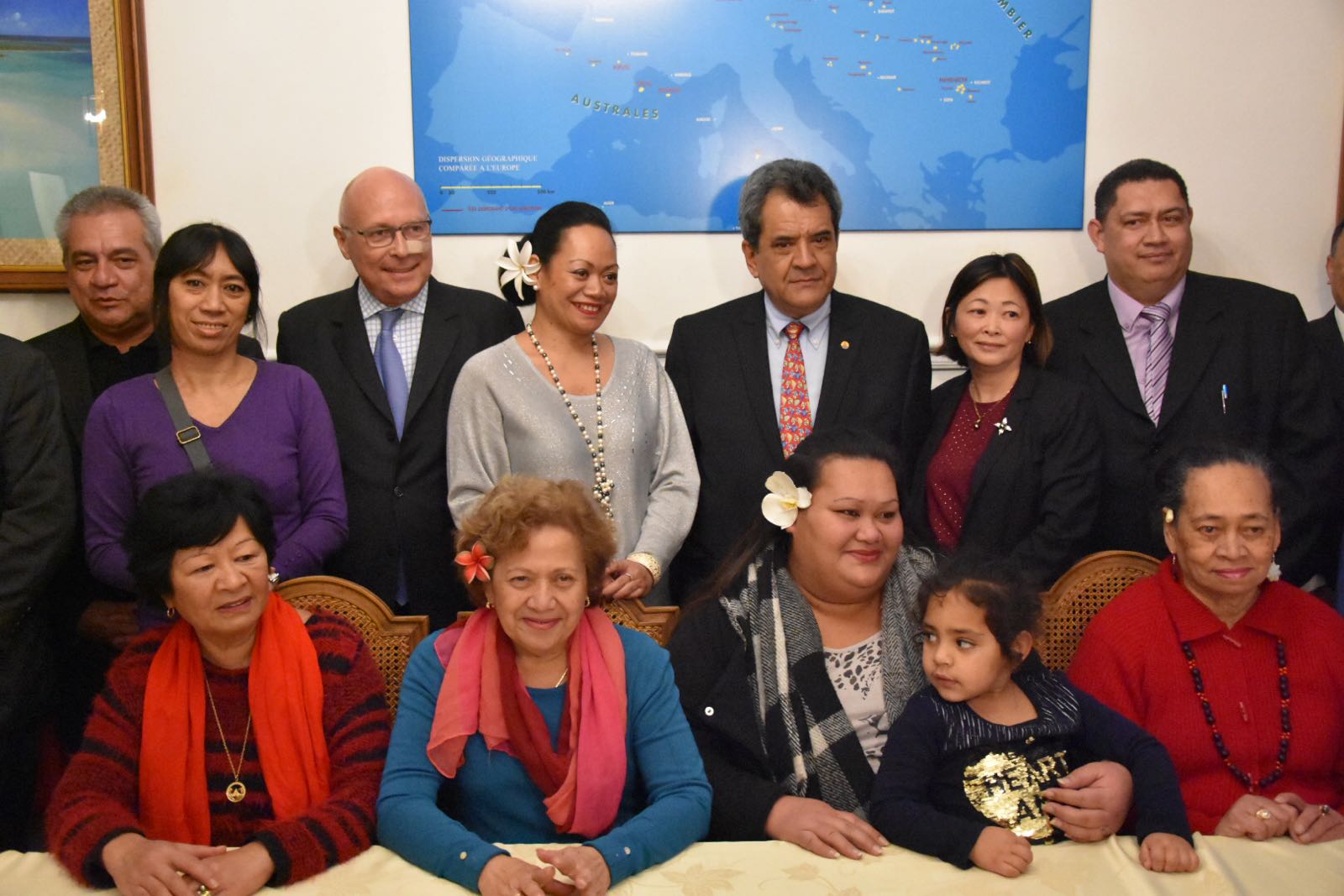 Polynésie : Edouard Fritch signe une convention avec le musée du Quai Branly pour faciliter l’accès des malades polynésiens