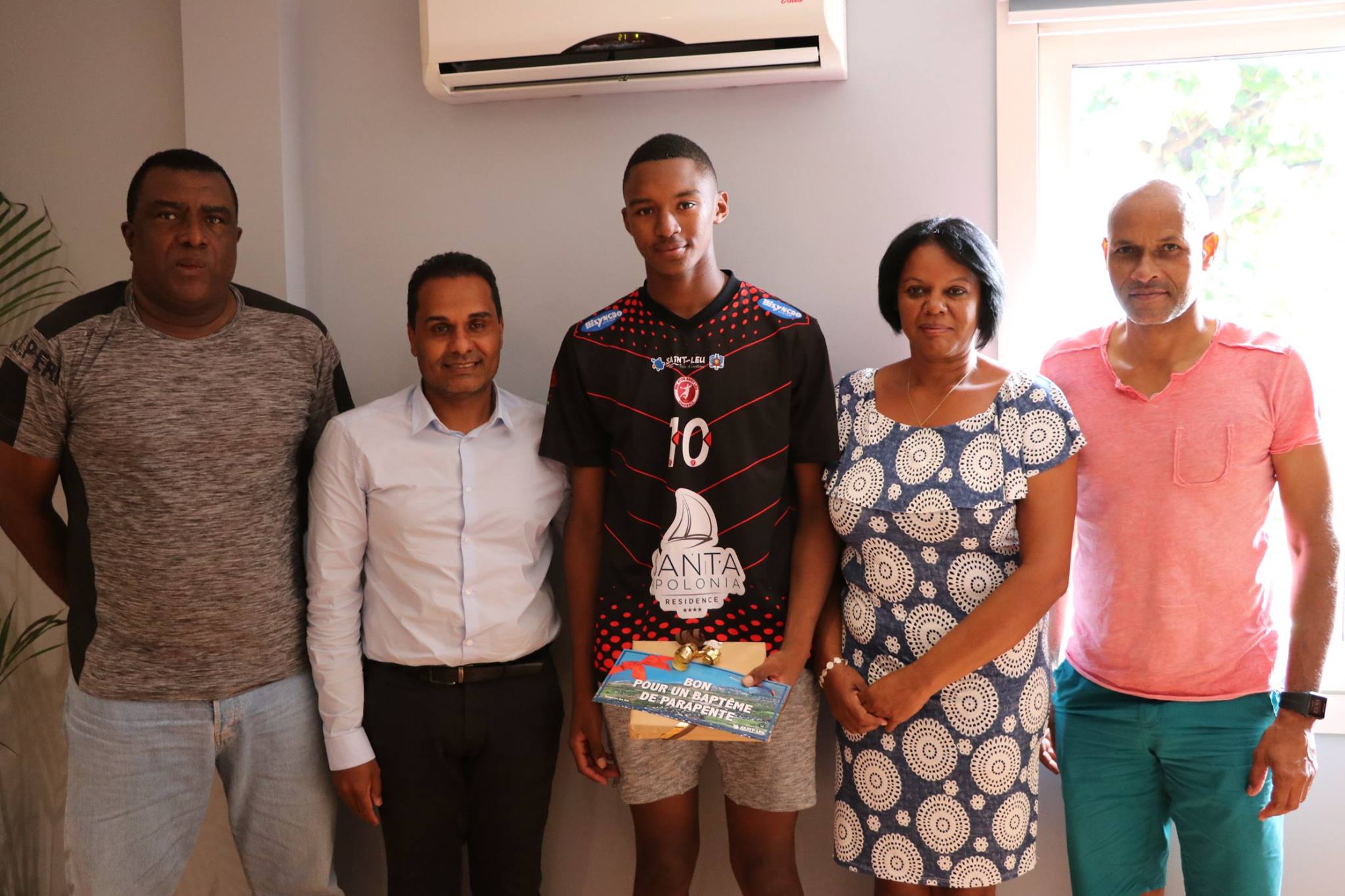Sports en Outre-mer : Le Réunionnais Noah Lenclume rejoint l’équipe de France de Handball des moins de 17 ans