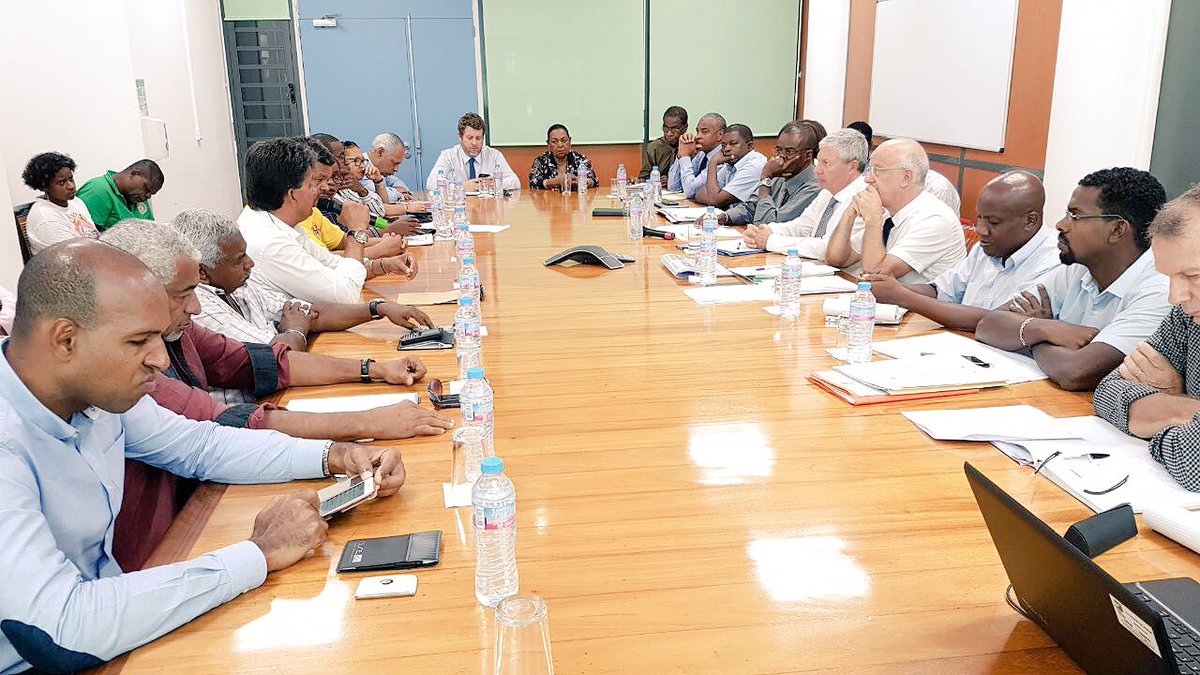 Construction du nouveau CHU de Guadeloupe: une réunion pour donner plus de place aux entreprises locales