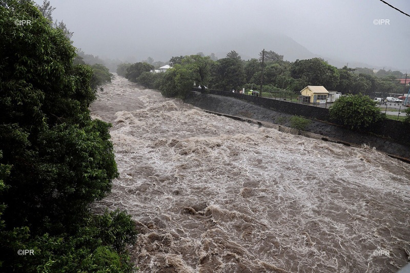 [En Images] Berguitta : Les eaux déchaînées à La Réunion