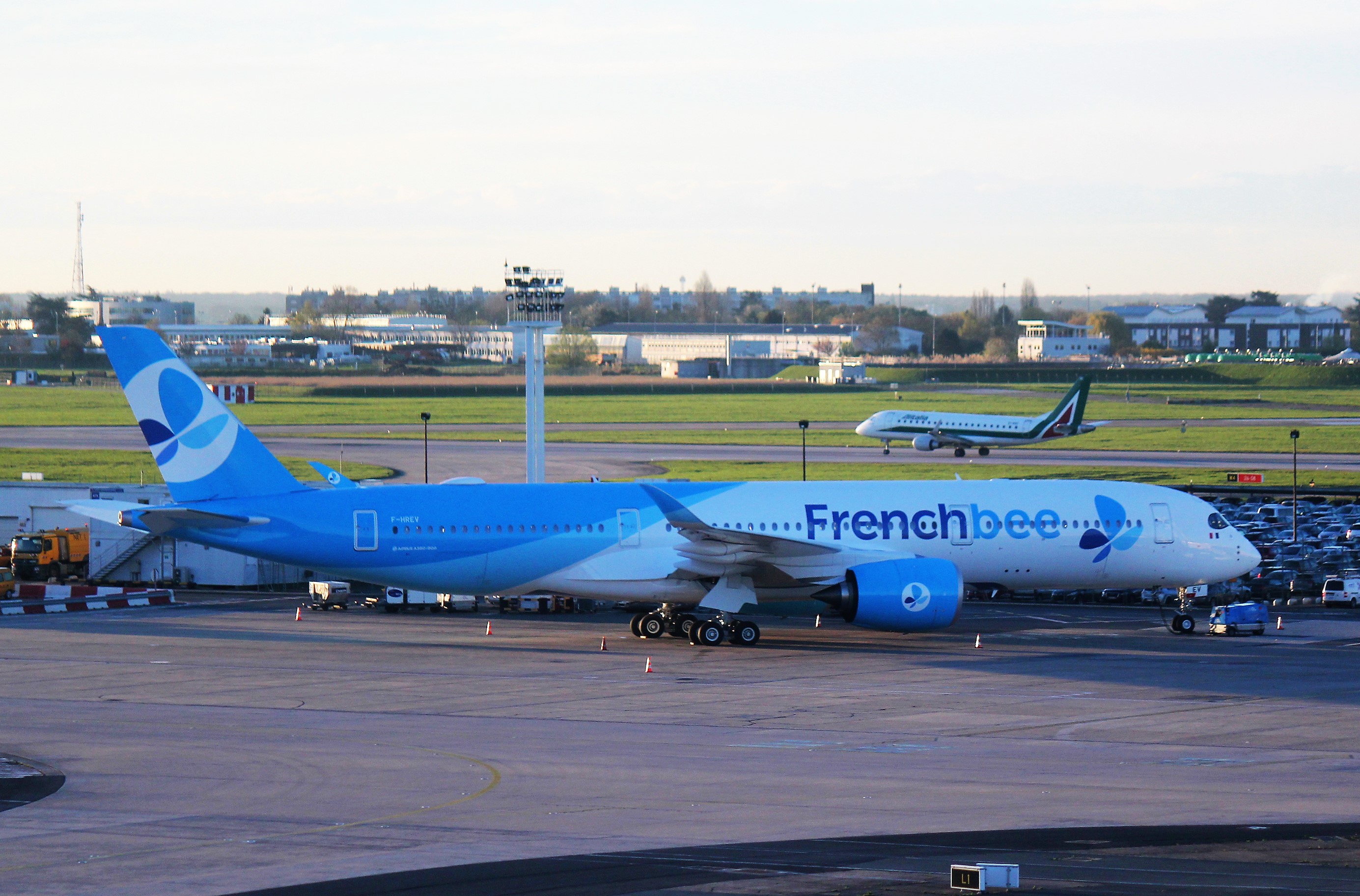 Desserte aérienne : Le nouvel A350-900 de French Bee s’envole pour Saint-Denis avant Tahiti