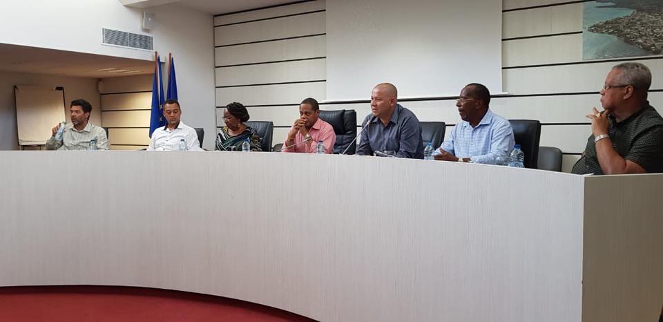 Sargasses en Guadeloupe: Les maires de Guadeloupe interpellent Emmanuel Macron pour résoudre le dossier sargasses