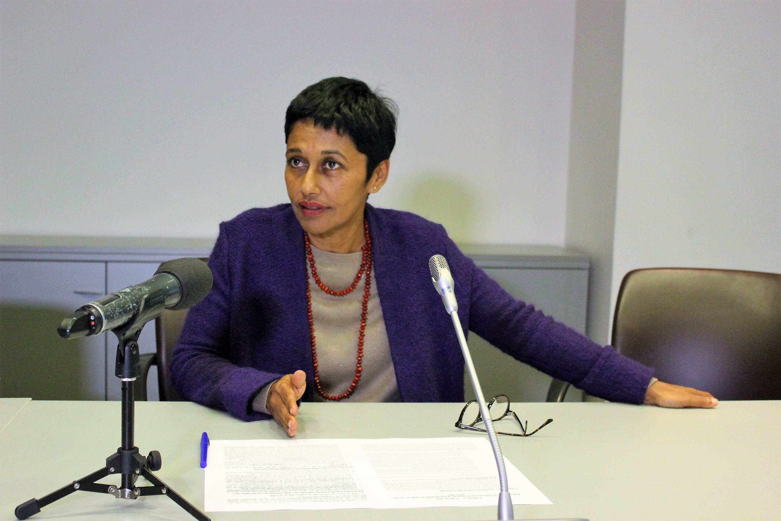 Ericka Bareigts inquiète de la fin de l’indexation des primes versées au personnel hospitalier de La Réunion