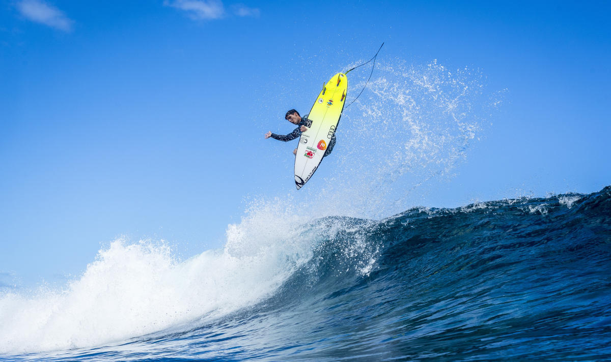 Tahiti Pro Teahupo’o : Le Brésilien Gabriel Medina vainqueur, Jeremy Flores remonte au classement mondial