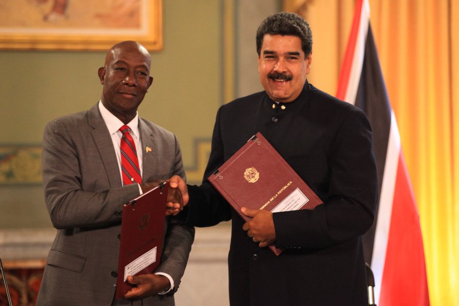 Caraïbes: Le Venezuela et Trinidad-et-Tobago ont signé un accord de partenariat pétrolier et gazier