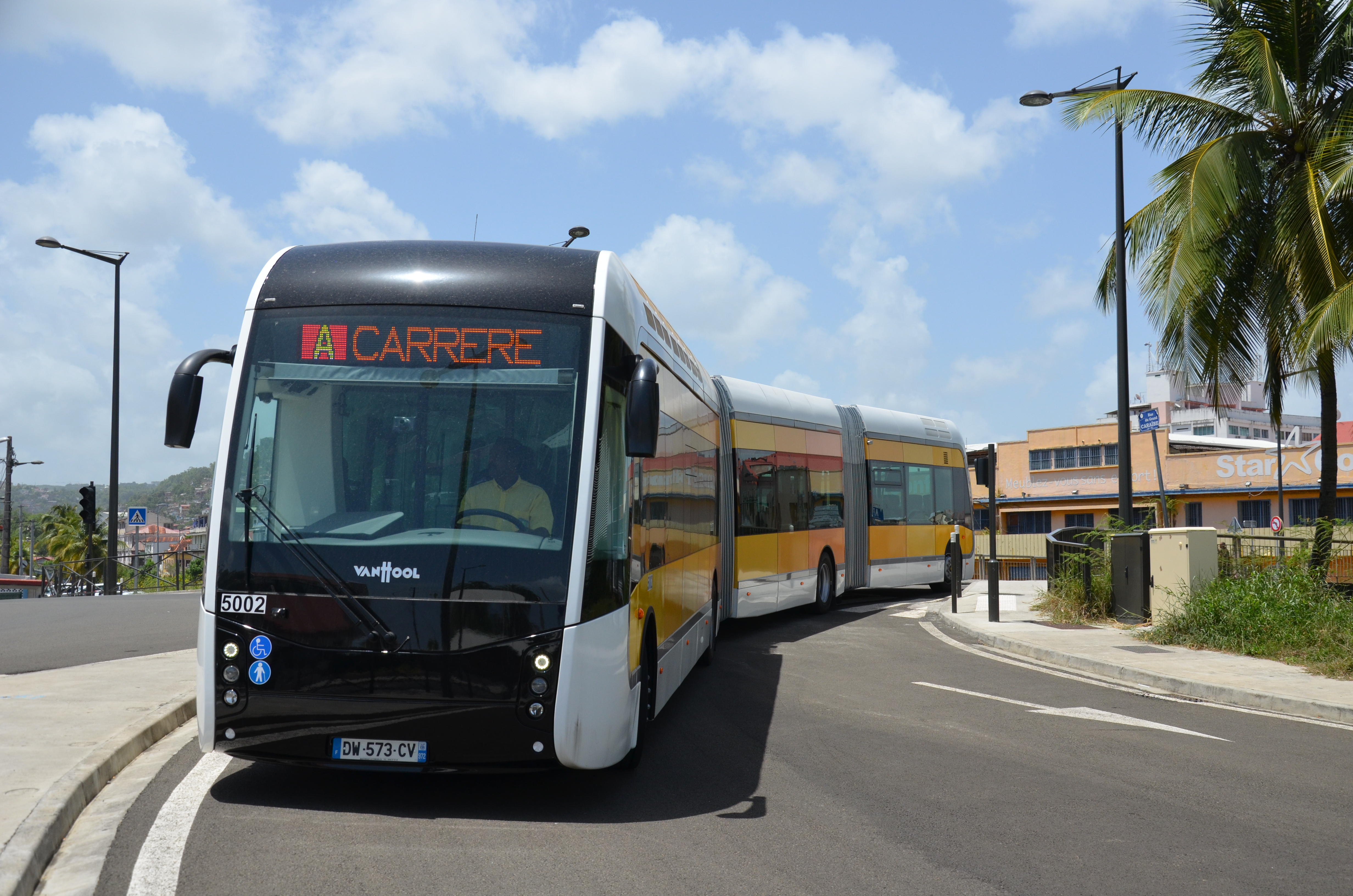 Transports en Martinique: Après 23 ans d&rsquo;attente, le TCSP mis en service lundi