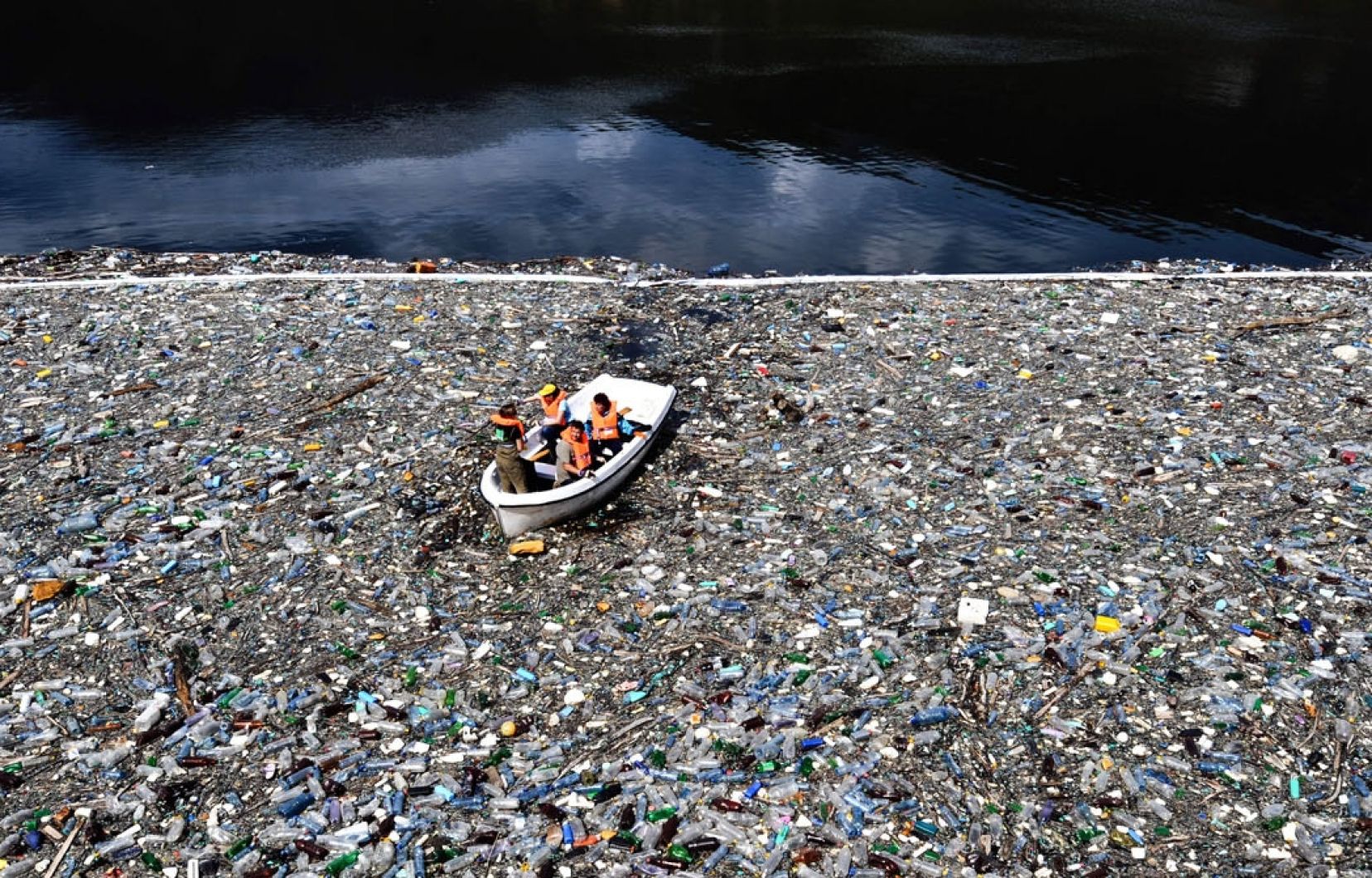 Planète : Ocean Cleanup quitte San Francisco pour nettoyer le Pacifique de ses plastiques