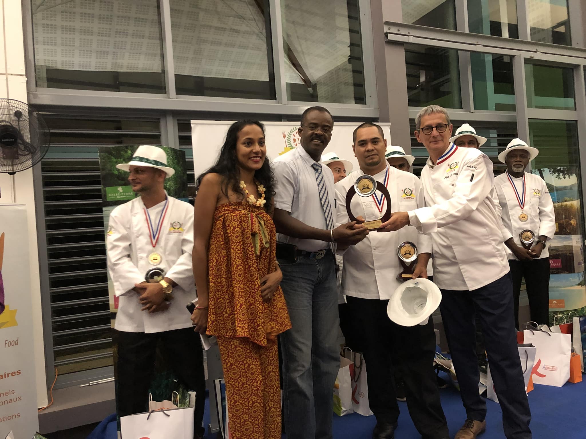 Gastronomie: Le chef polynésien Puarani Vahaputona remporte la 5ème édition des Trophées des chefs ultramarins