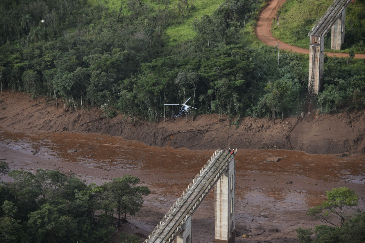 Brésil : Un deuxième barrage menace de rompre, des évacuations en cours