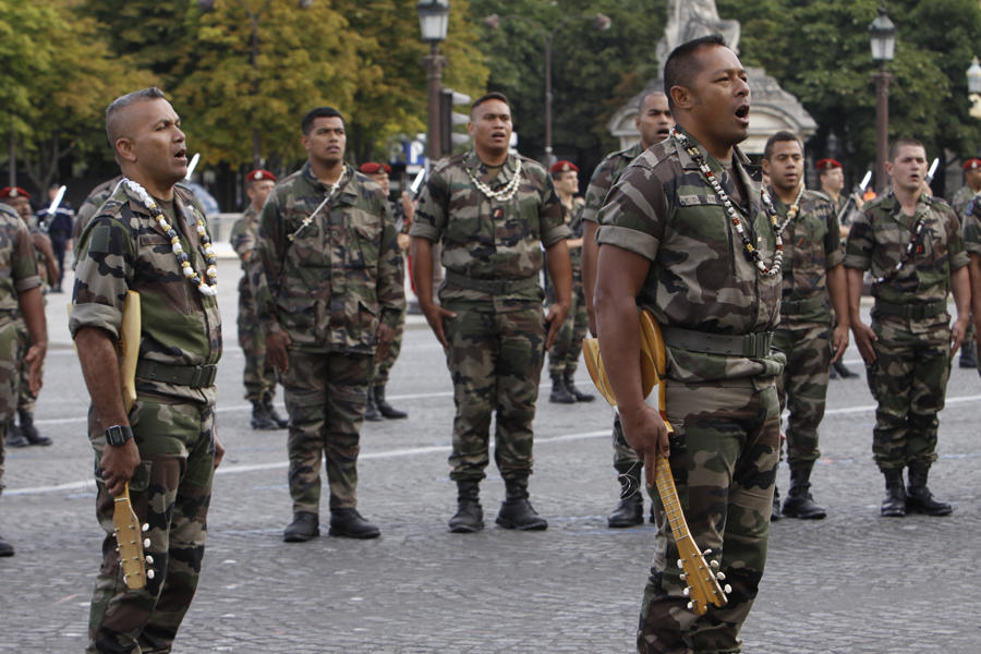 Prime d’installation des militaires du Pacifique : Une réforme renvoyée « aux calendes grecques », dénoncent les parlementaires calédoniens