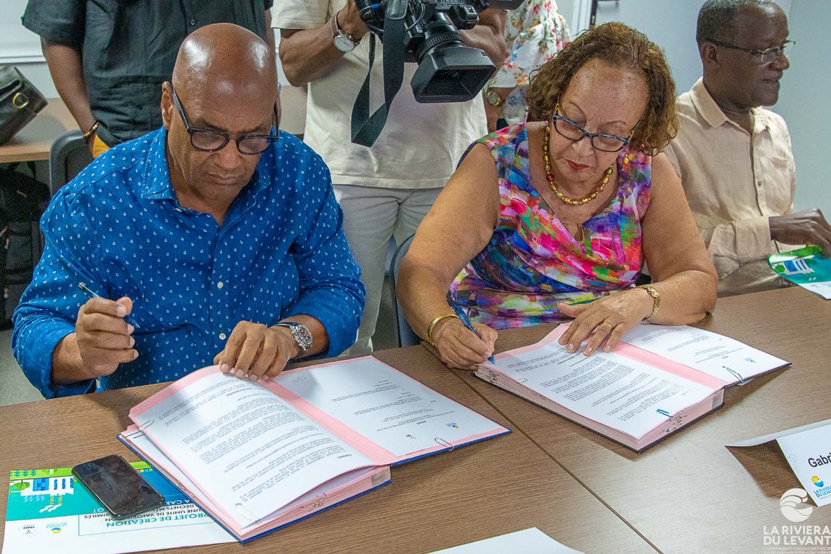 Guadeloupe: Deux communautés d&rsquo;agglomération de Guadeloupe signent une entente pour créer un centre de valorisation des déchets