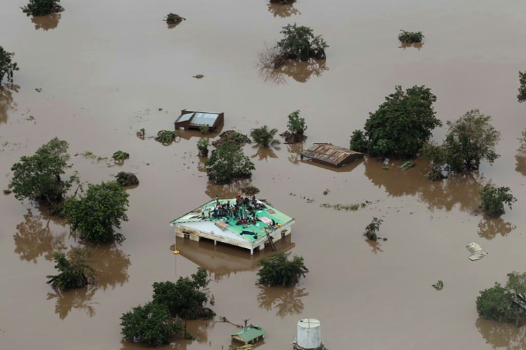 Cyclone Idai : 300 morts au bilan provisoire, les secouristes engagés dans une course contre la montre