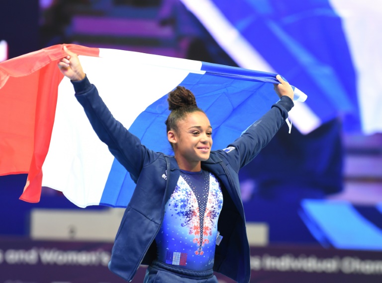 Sports Outre-mer : Rien n&rsquo;arrête la Martiniquaise Mélanie De Jesus Dos Santos, reine du concours général de gymnastique
