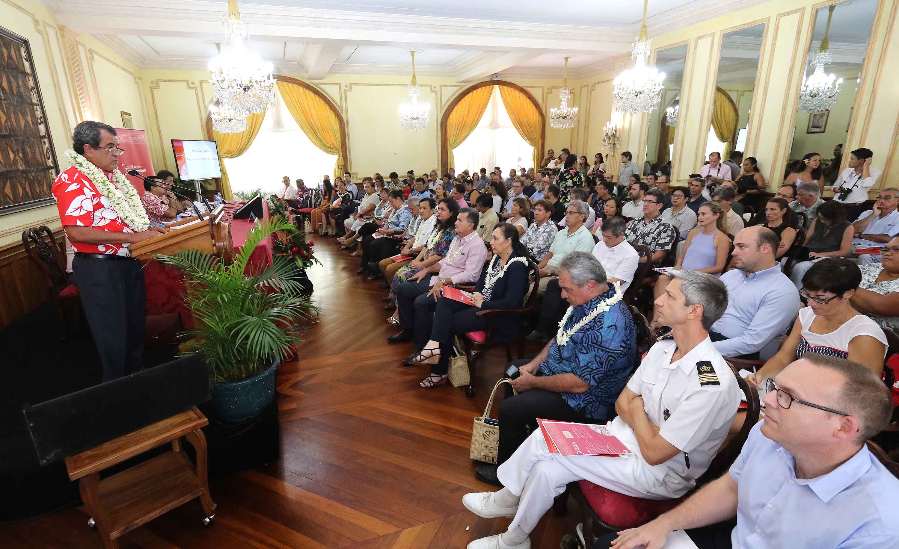 6ème conférence économique en Polynésie : Les acteurs de l’économie polynésienne réunis autour de la fiscalité, l’emploi et l’inclusion bancaire