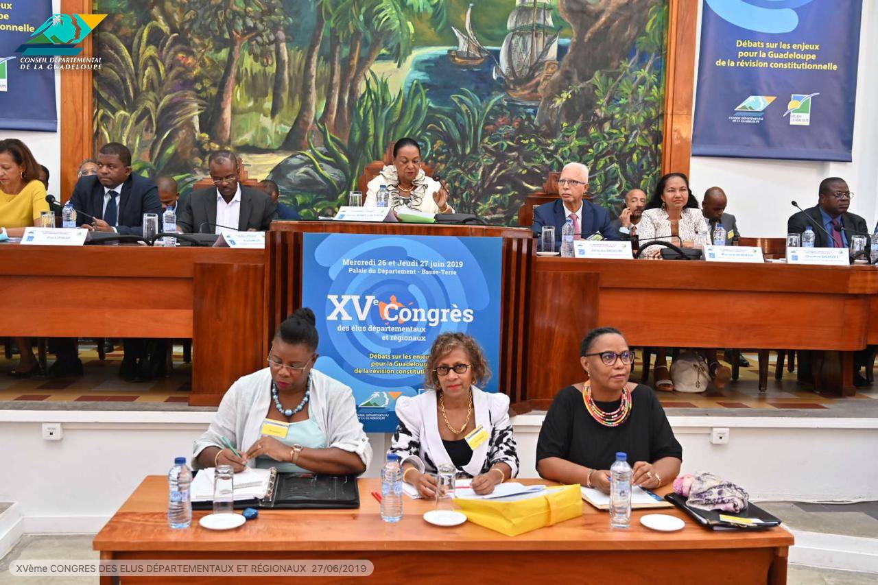 Congrès des Élus de Guadeloupe: Les élus avancent favorablement vers une évolution institutionnelle de la Guadeloupe
