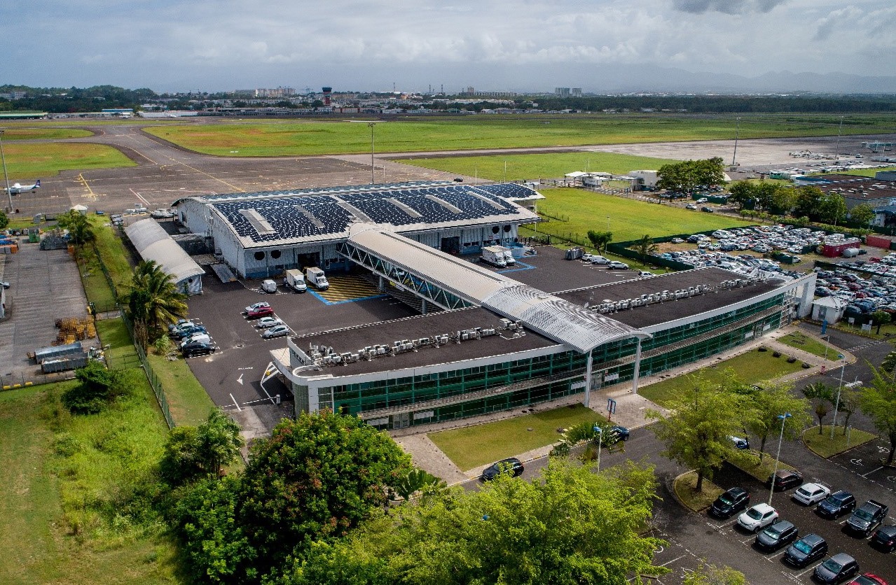 Energies renouvelables en Guadeloupe: L&rsquo;Aéroport de Pôle Caraïbes se dote d&rsquo;une centrale photovoltaïque