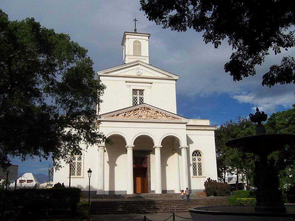 Société et Religion : La conjugaison du religieux à La Réunion (Épisode 1 sur 8)
