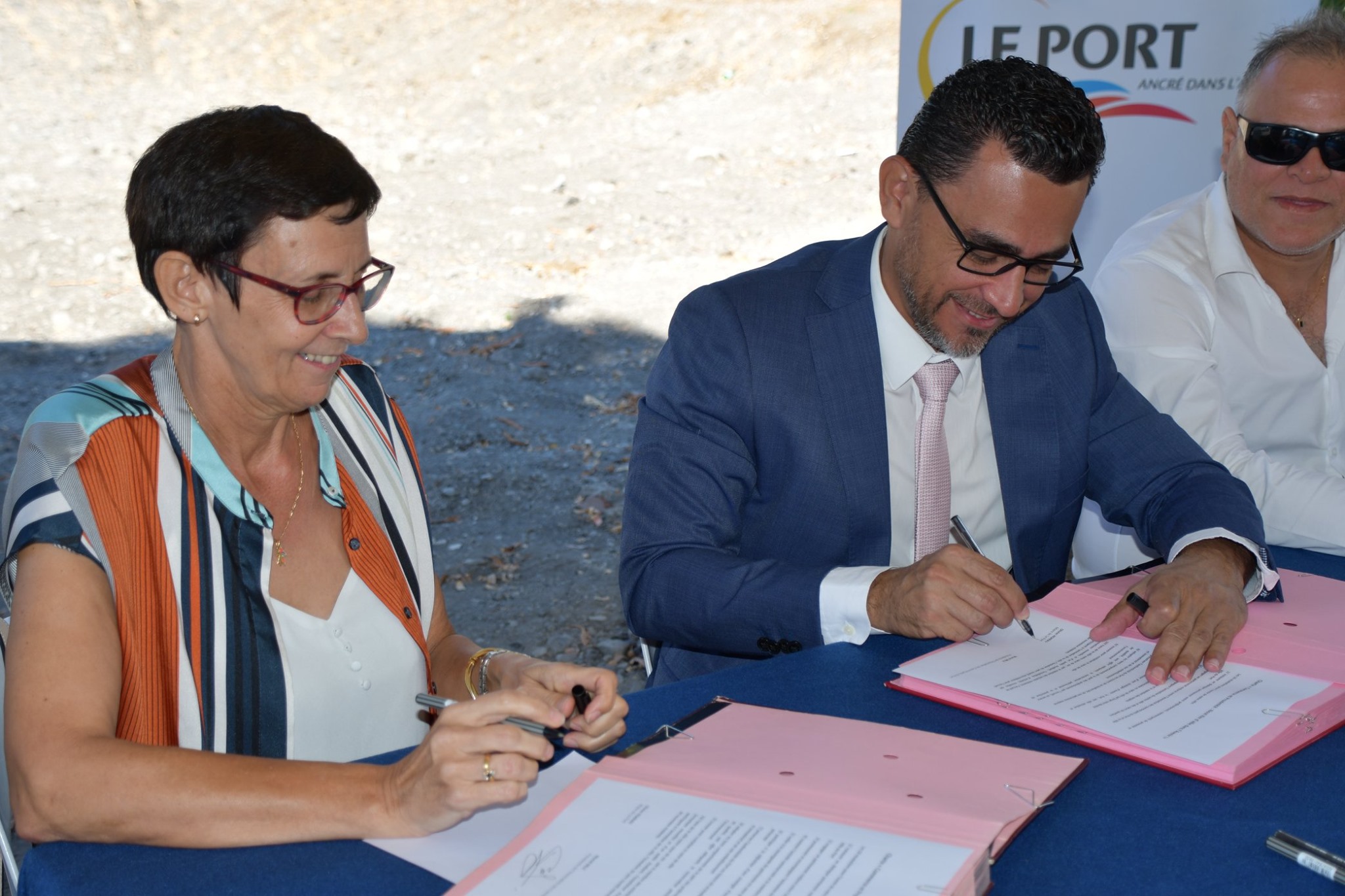 La Réunion : La ville du Port signe une charte avec les commerçants pour dynamiser le centre-ville
