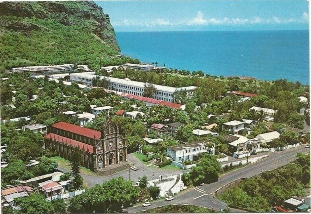 Société et Religion. La conjugaison du religieux à La Réunion : Les années 60 (Épisode 2 sur 8)